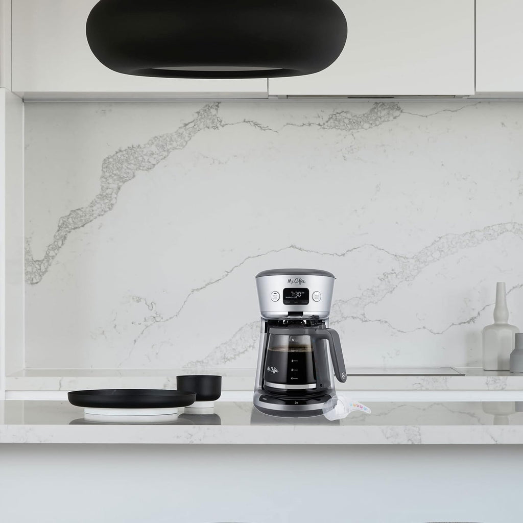 12 Cup Programmable Digital Coffee Maker with Built In Water Filtration P6681